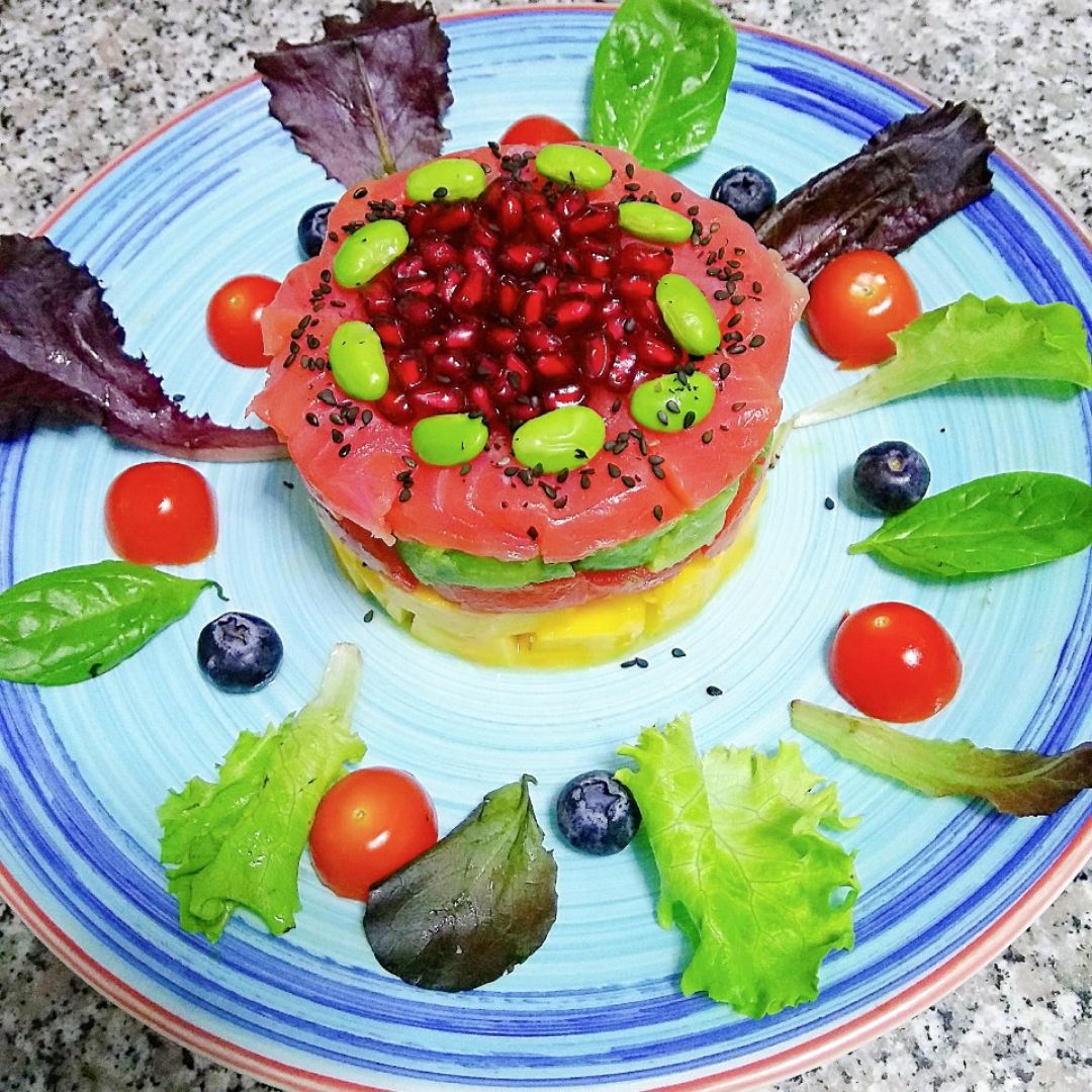 Tartar de salmón festivo 🎆 Tartar de salmón festivo 🎆