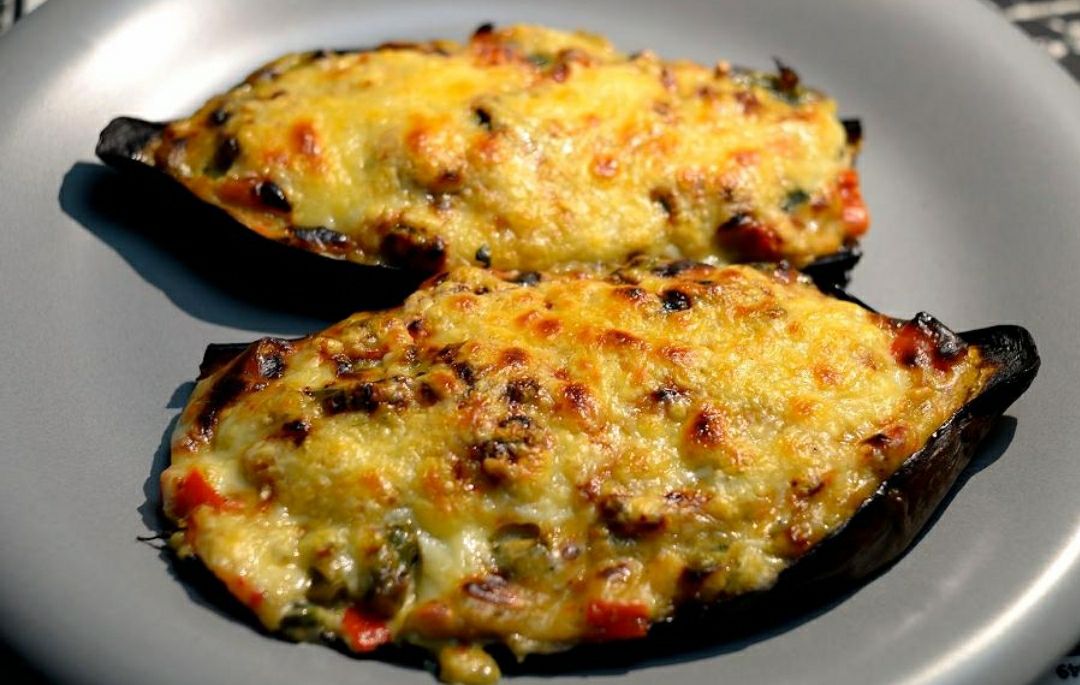 Berenjenas rellenas de quinoa y verduritas