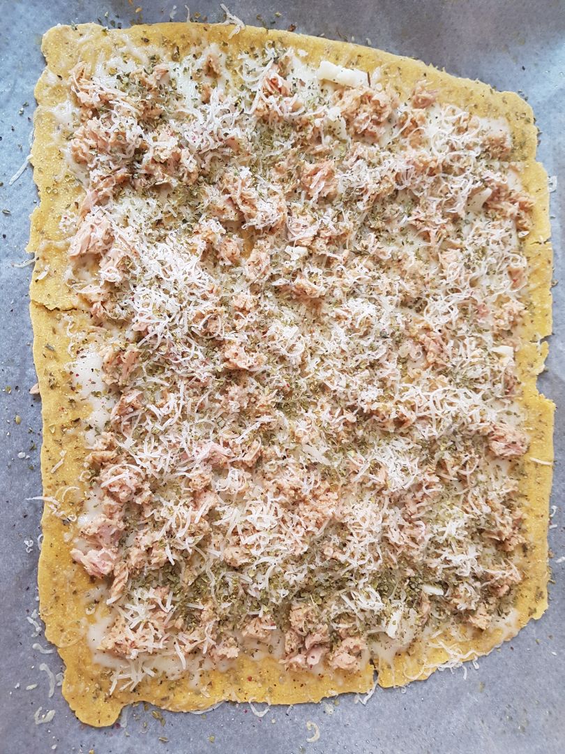 Pizza de atún con masa de garbanzo Paso 3 Pizza de atún con masa de garbanzo Paso 3