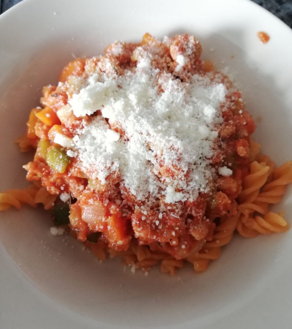 Pasta de lentejas a la boloseña Pasta de lentejas a la boloseña