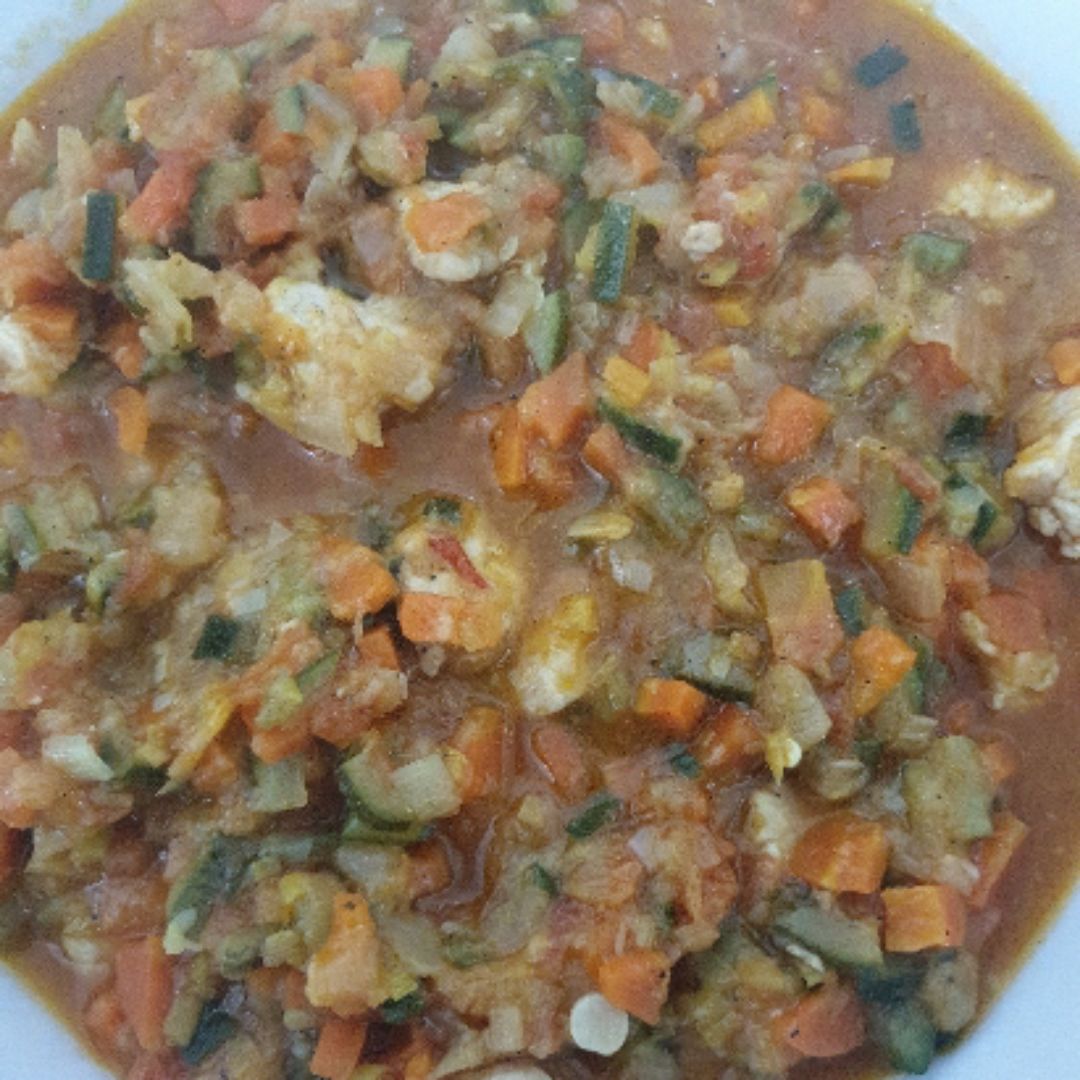 Verduras y pollo para acompañamiento Verduras y pollo para acompañamiento