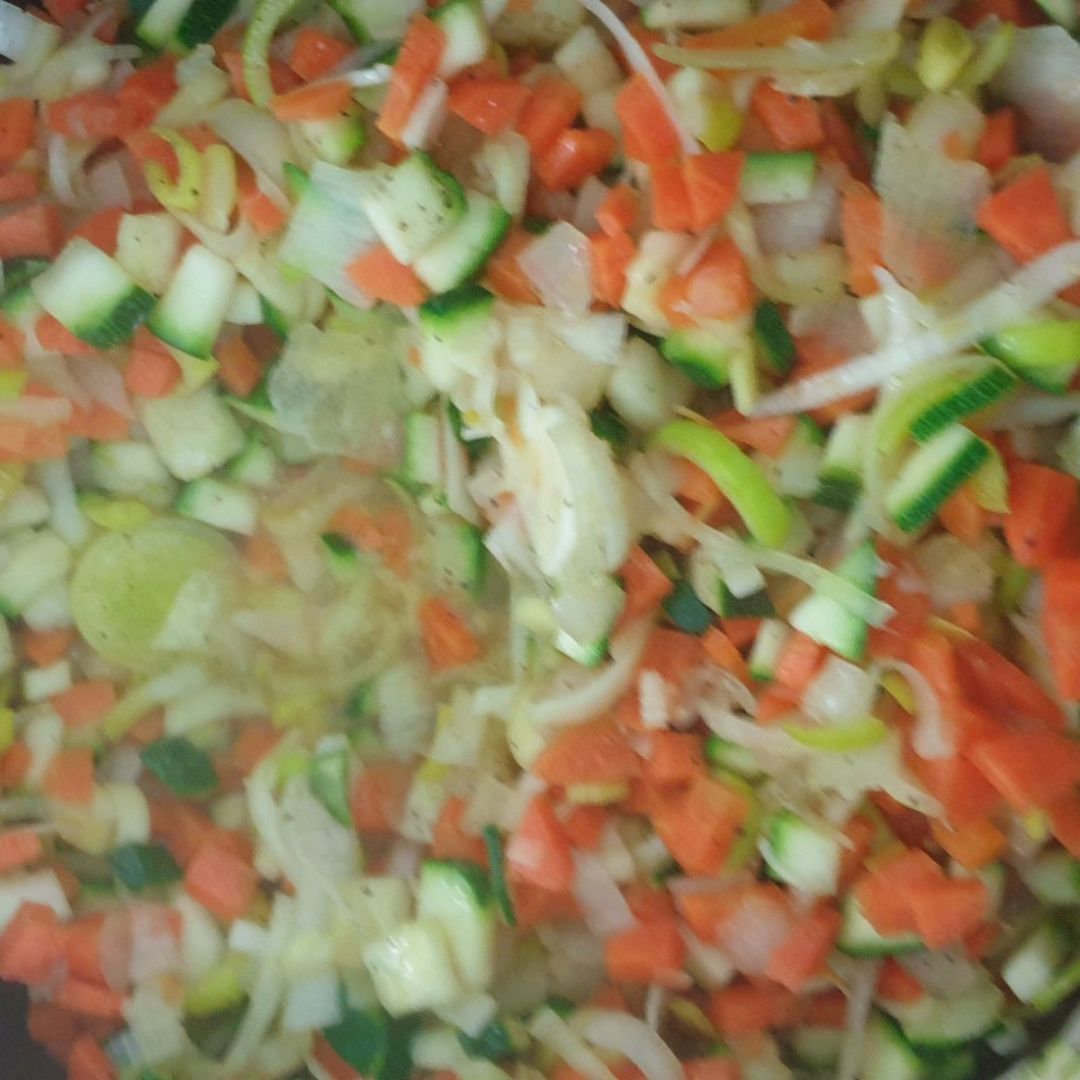 Verduras y pollo para acompañamiento Paso 0 Verduras y pollo para acompañamiento Paso 0