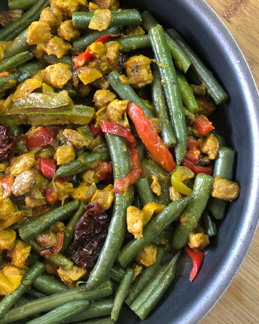 Judias verdes y soja texturizada al curry