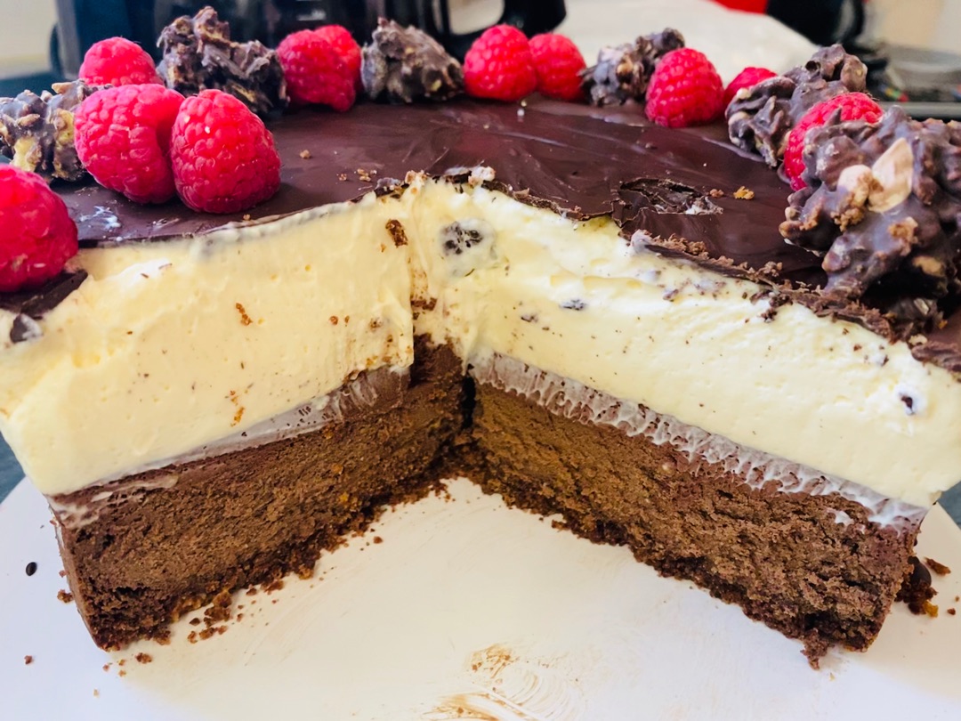 Doble mousse cheesecake de chocolate Step 0