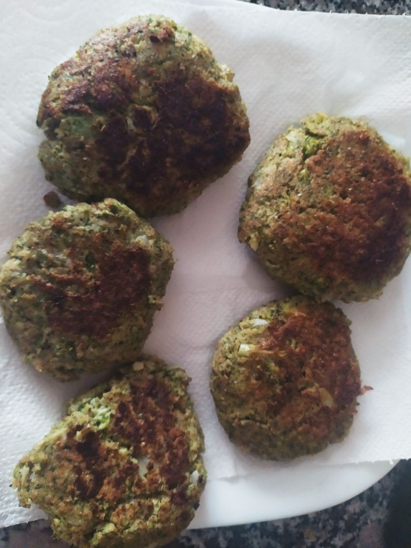 Hamburguesas de brocoli🥦 Hamburguesas de brocoli🥦
