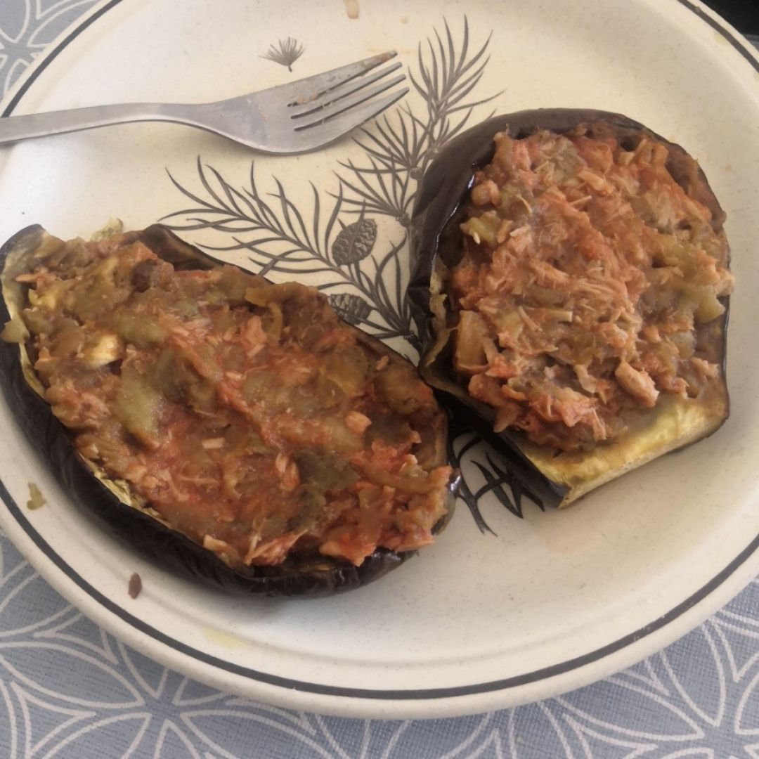 Berenjenas de atún Al microondas Berenjenas de atún Al microondas