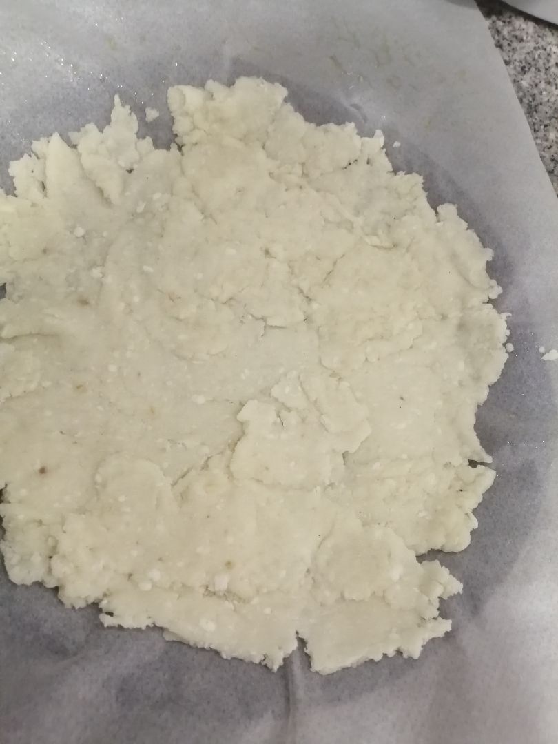 Pizza con base de Yuka Paso 4 Pizza con base de Yuka Paso 4