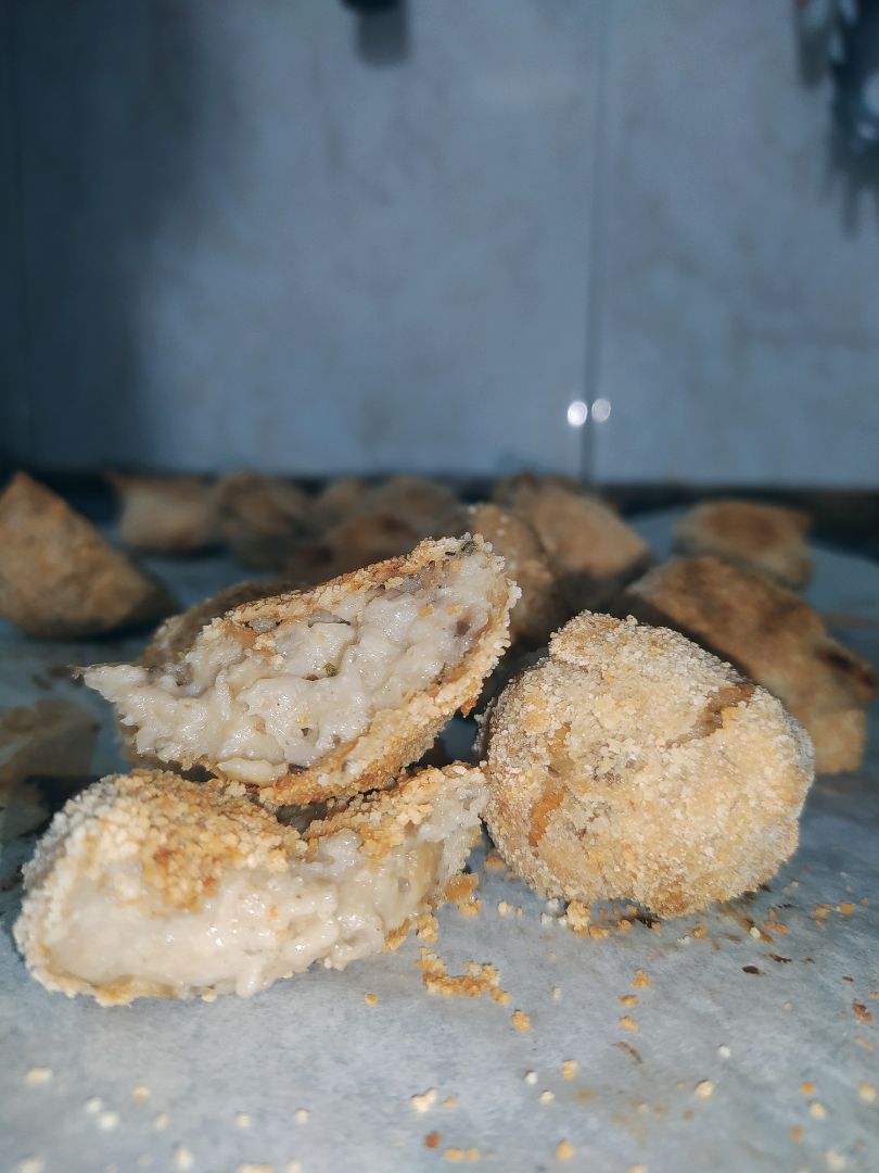 Croquetas de champiñones y queso 😋 Croquetas de champiñones y queso 😋
