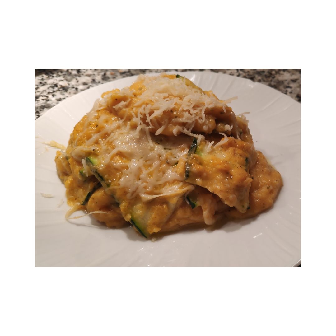 Milhojas de calabacín con bechamel de calabaza Milhojas de calabacín con bechamel de calabaza