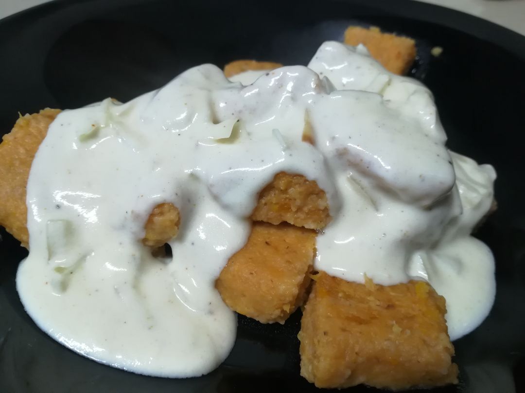 Ñoquis de boniato en salsa de queso de cabra Ñoquis de boniato en salsa de queso de cabra