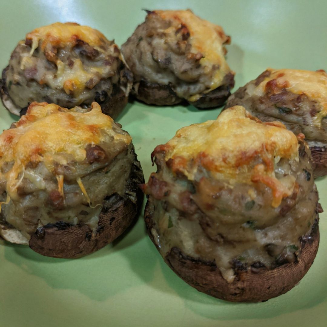 Champiñones portobello rellenos Champiñones portobello rellenos
