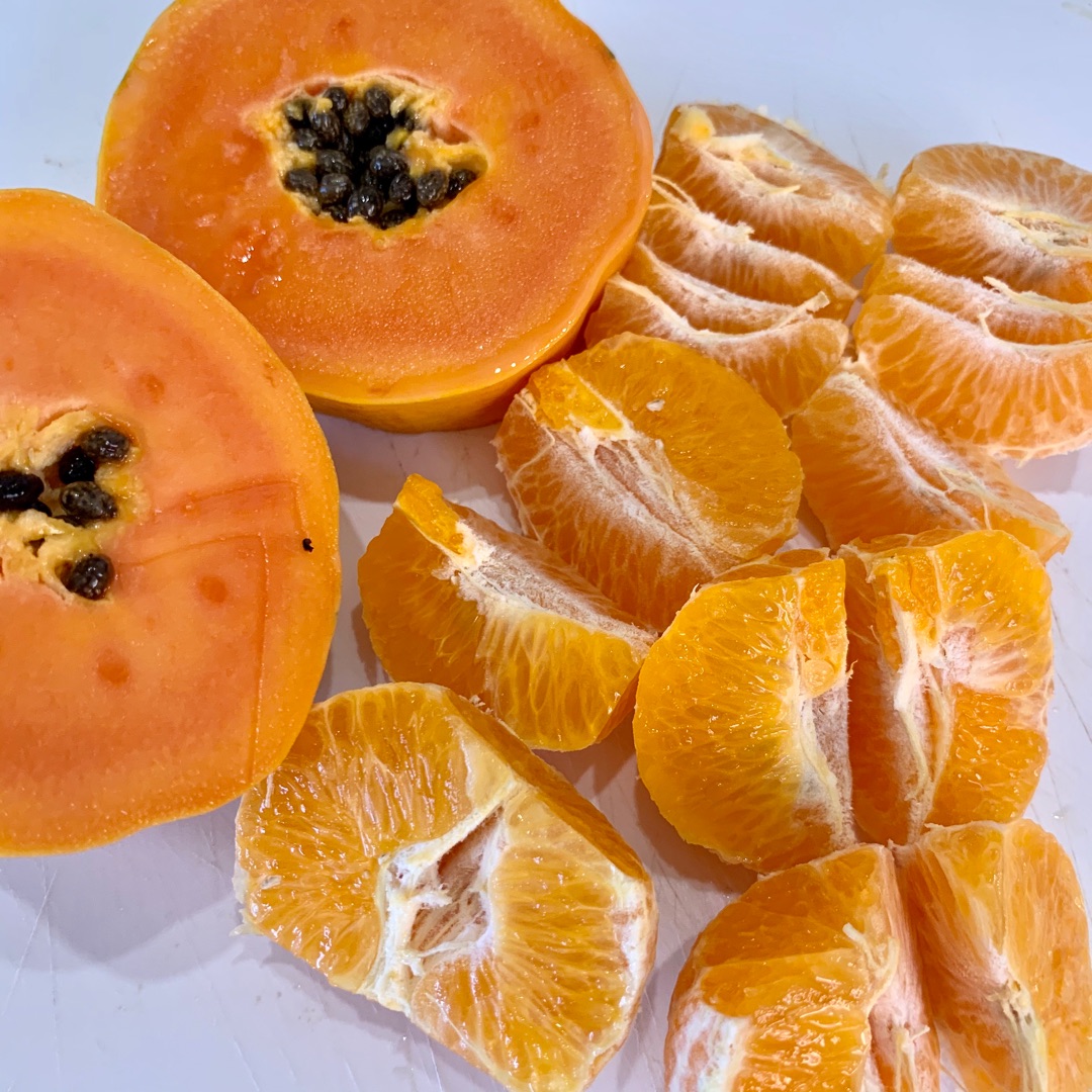 Papaya 🍑 y mandarinas 🍊 Step 0