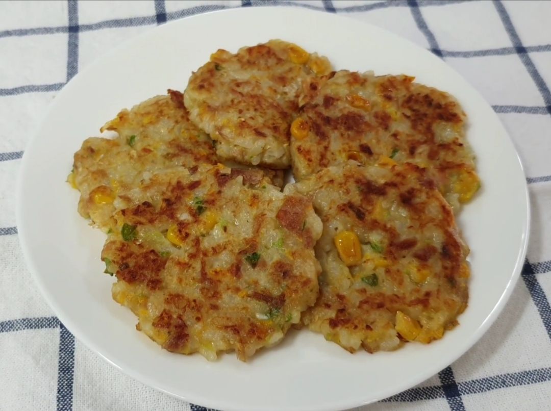 Tortitas de arroz y atún 