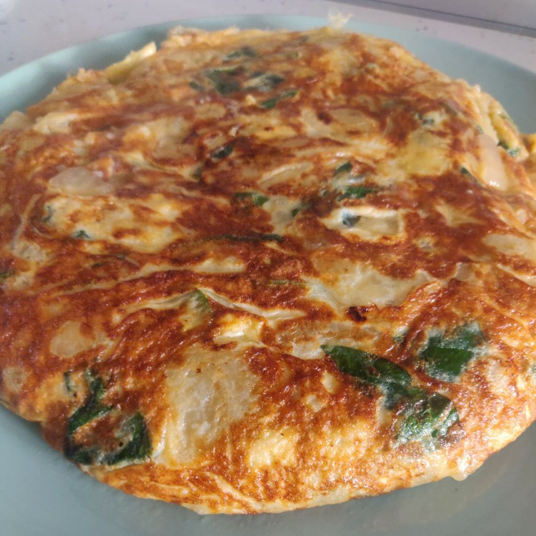 Tortilla  de calabacín, patatas y espinacas, al microondas