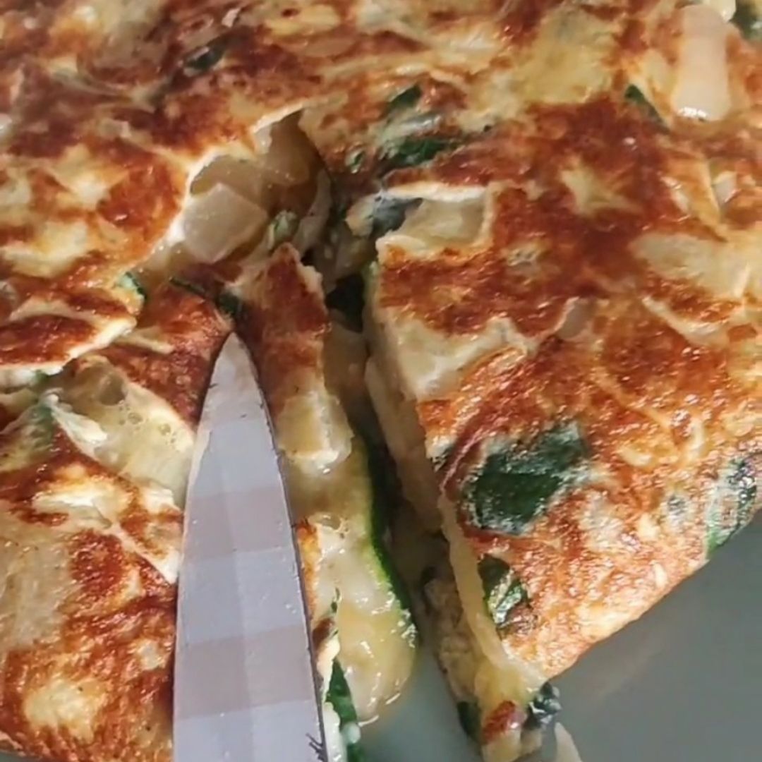 Tortilla de calabacín, patatas y espinacas, al microondas Paso 6 Tortilla de calabacín, patatas y espinacas, al microondas Paso 6