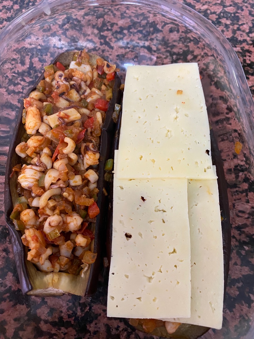 Berenjena rellena de calamar 🦑 y langostino 🦐 Step 0