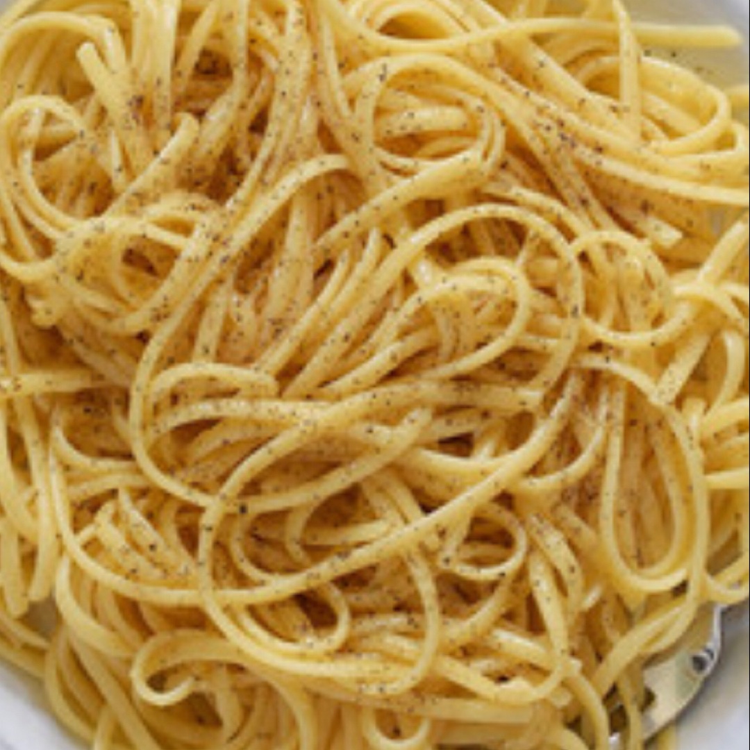 Espaguetis con mantequilla
