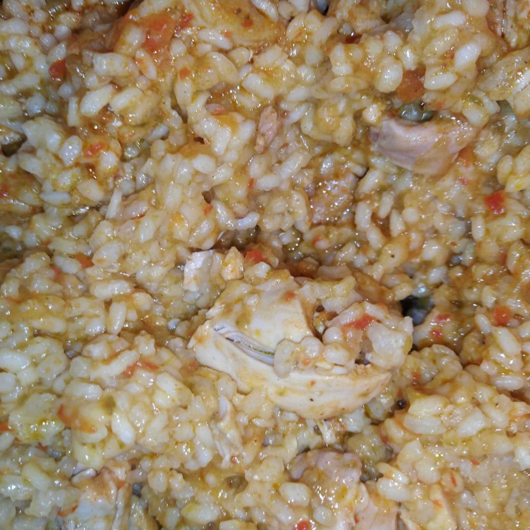 Arroz con pollo.