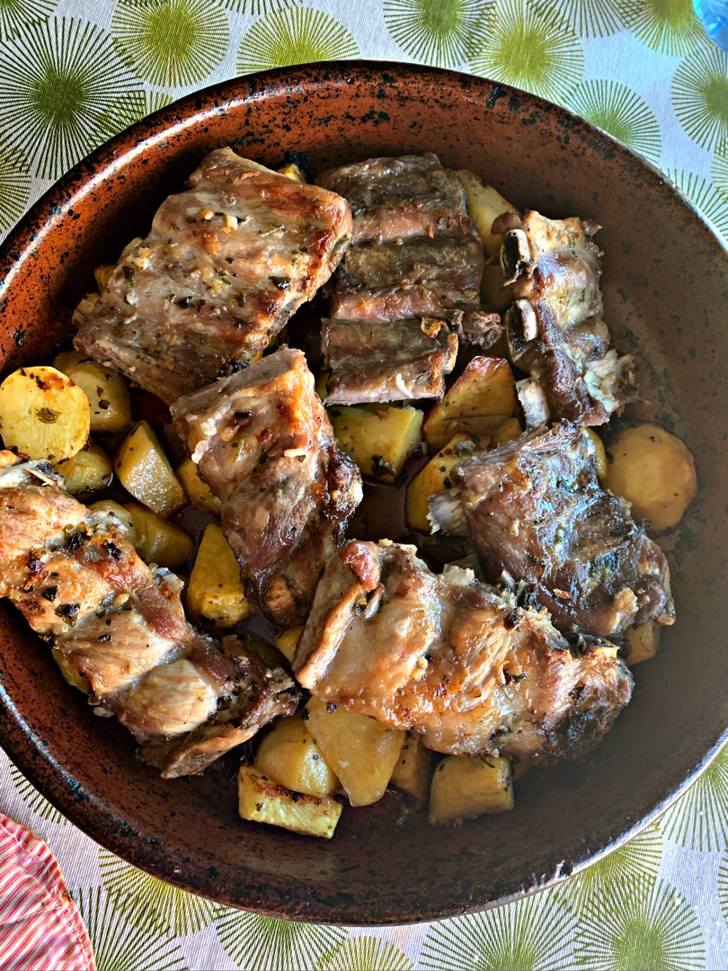 Costillas de cerdo con patatas al horno 🐷🥔