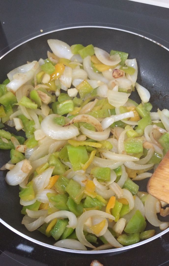Arroz basmati con verduras al curry🍛 Paso 1 Arroz basmati con verduras al curry🍛 Paso 1