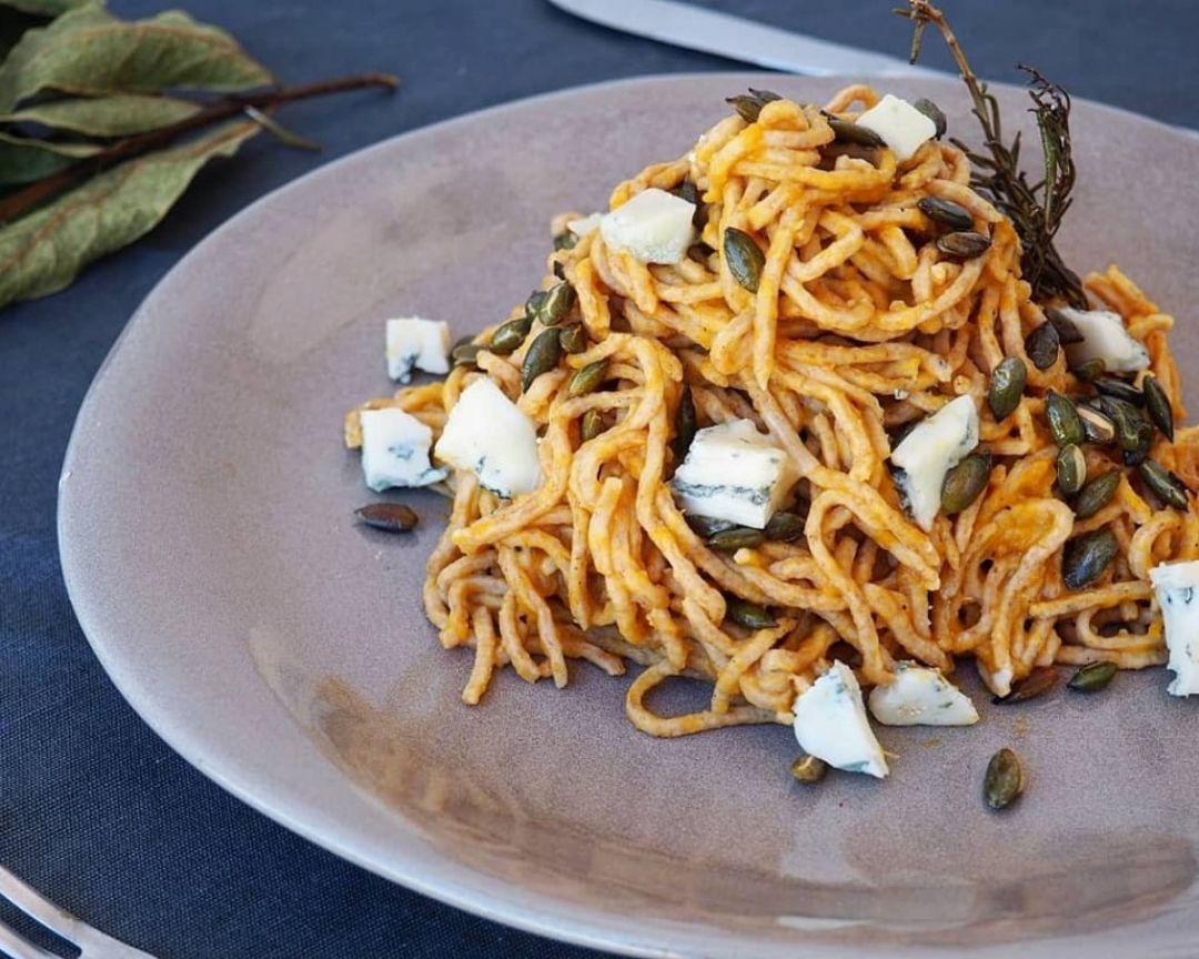 PASTA FRESCA CON SALSA DE CALABAZA PASTA FRESCA CON SALSA DE CALABAZA