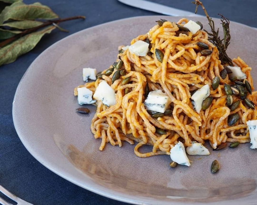 PASTA FRESCA CON SALSA DE CALABAZA