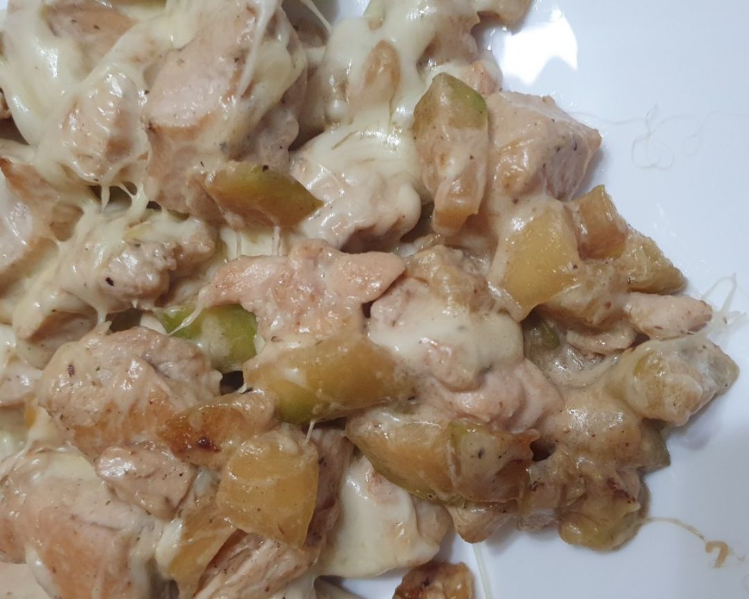 Pechuga de pollo con calabacin Pechuga de pollo con calabacin