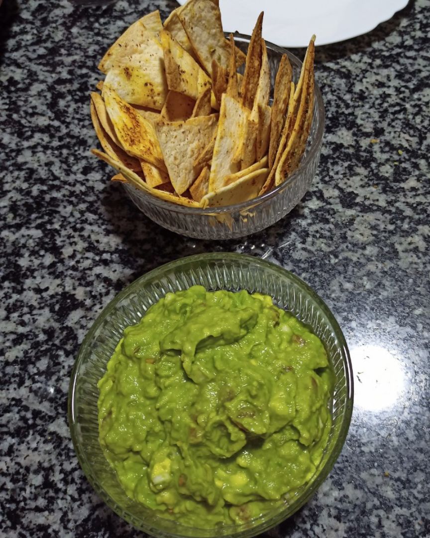 Guacamole y nachos caseros 🥑 Paso 3 Guacamole y nachos caseros 🥑 Paso 3
