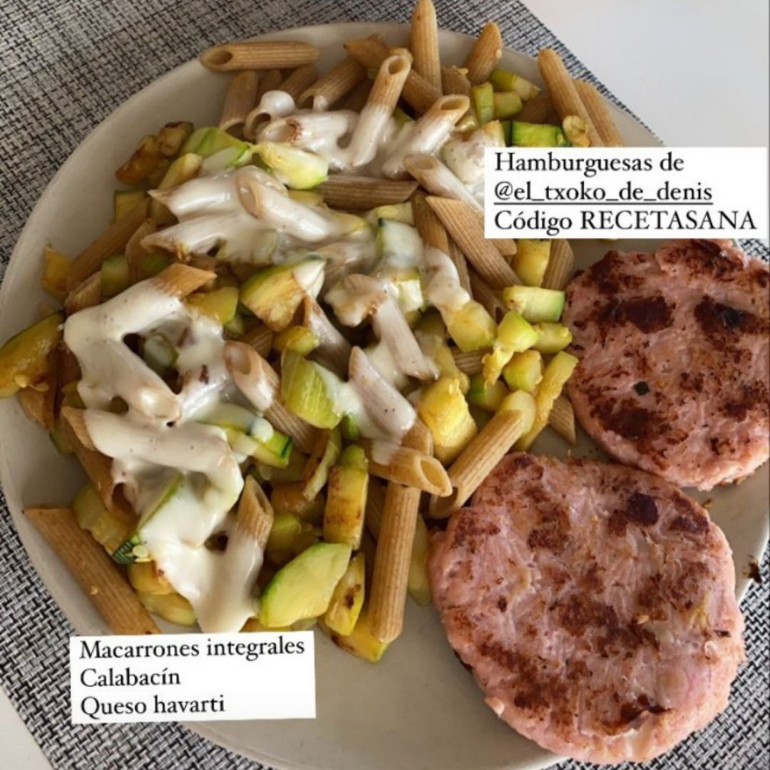 Pasta y hamburguesas Pasta y hamburguesas