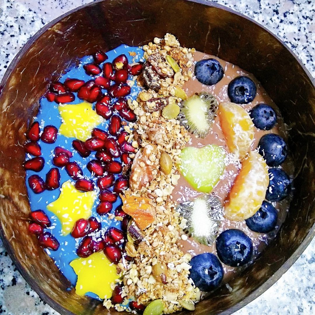 Bowl con natillas de caqui 💙👽 y de chocolate 🍫 Bowl con natillas de caqui 💙👽 y de chocolate 🍫