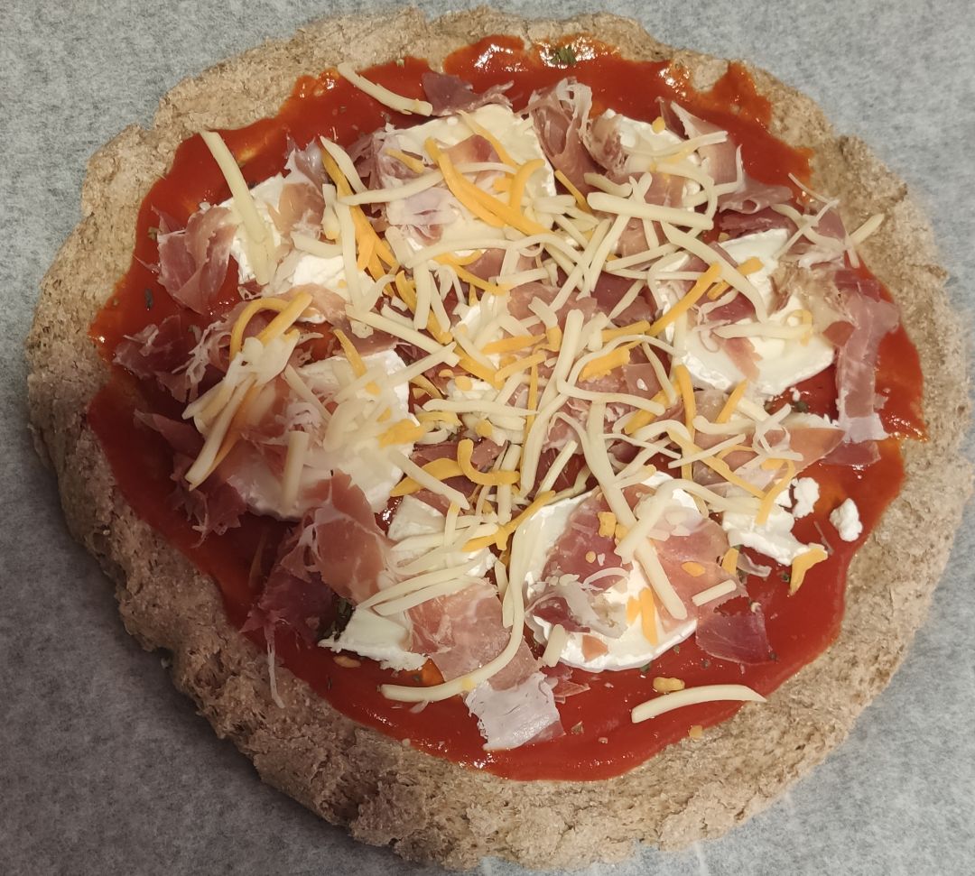 Pizza jamón y queso