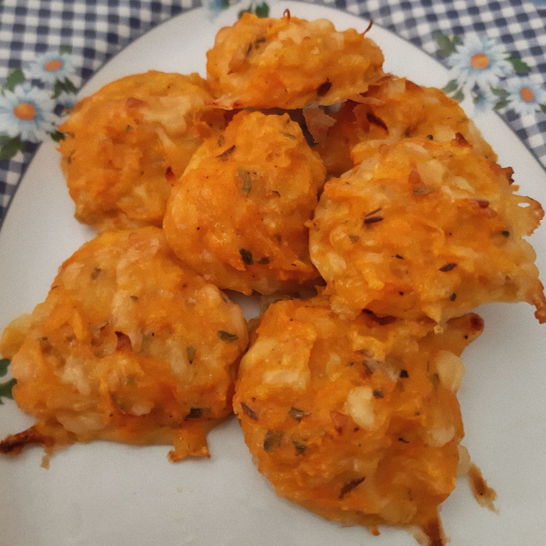 Bolitas de zanahoria y queso