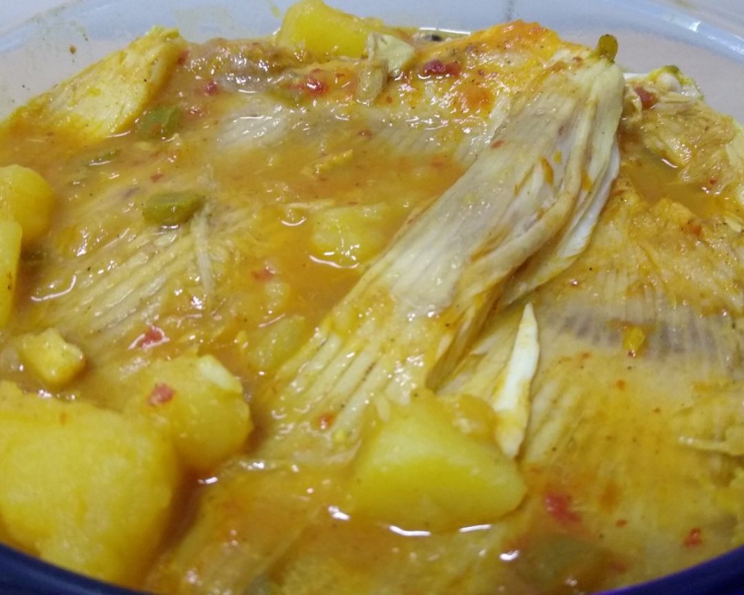 Guiso de raya con patatas