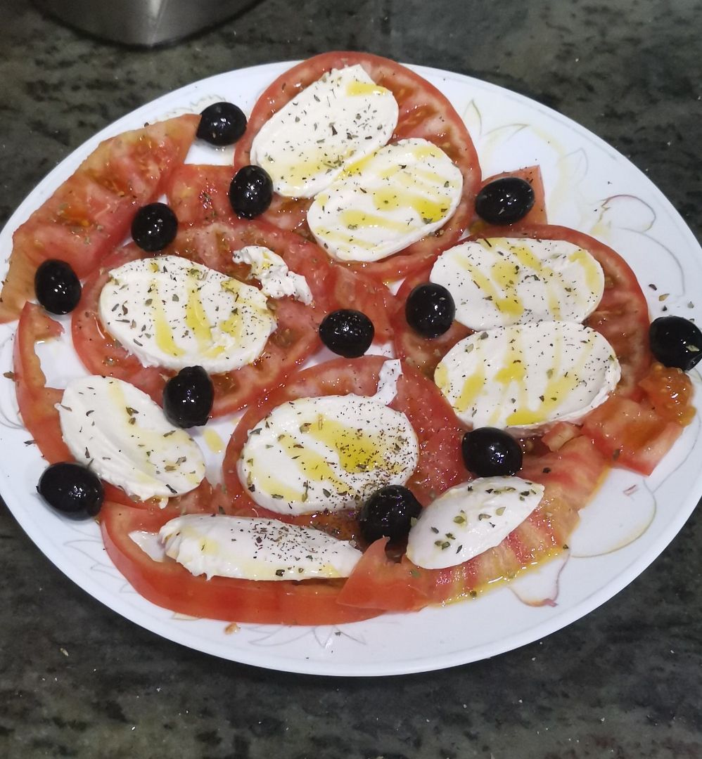 Ensalada caprese Ensalada caprese