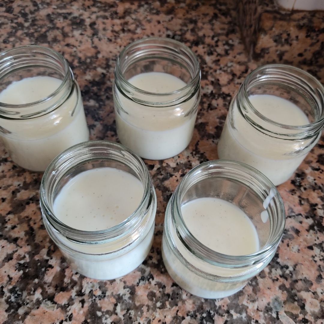 Natillas de vainilla y canela Natillas de vainilla y canela