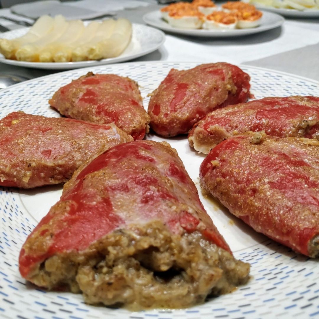 PIMIENTOS RELLENOS DE CREMA DE HONGOS PIMIENTOS RELLENOS DE CREMA DE HONGOS
