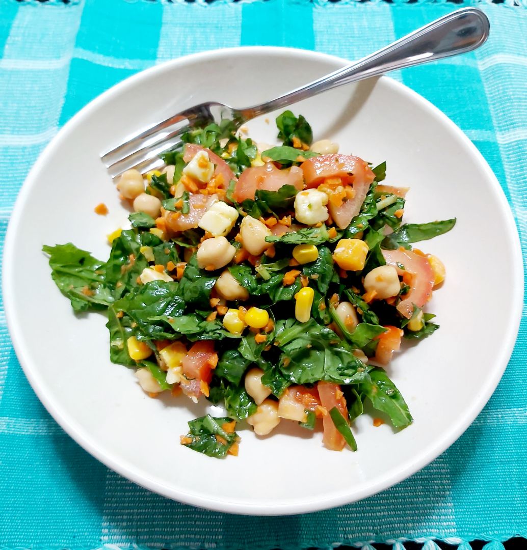 Ensalada de garbanzos con espinacas Ensalada de garbanzos con espinacas