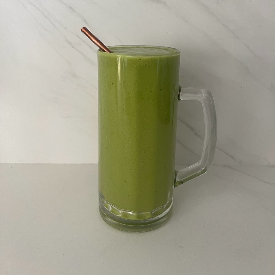 Batido de espinacas y mango