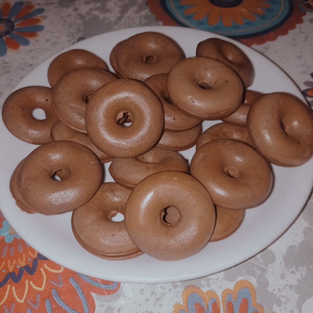 Rosquillas de trigo de sarraceno, cacao, naranja y canela.