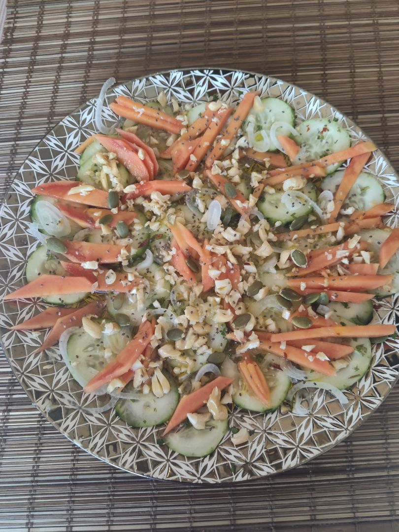 Ensalada Thai de Pepino y papaya