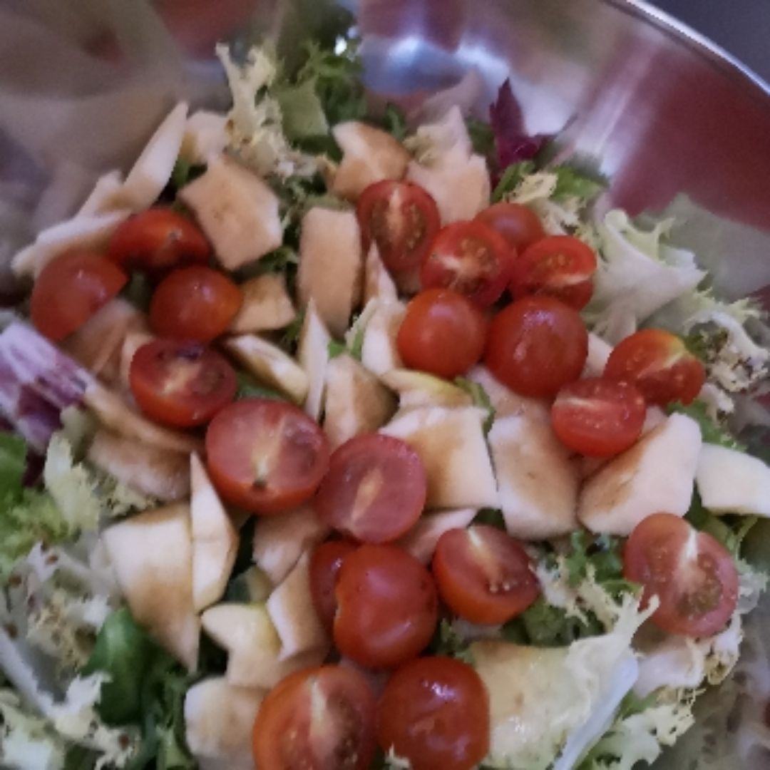 Ensalada de Aguacate, Manzana y Cherry Ensalada de Aguacate, Manzana y Cherry