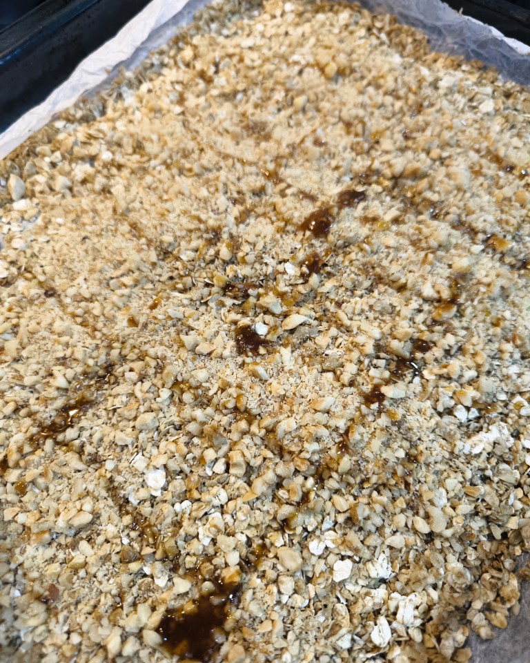 Granola casera con miel Paso 2 Granola casera con miel Paso 2