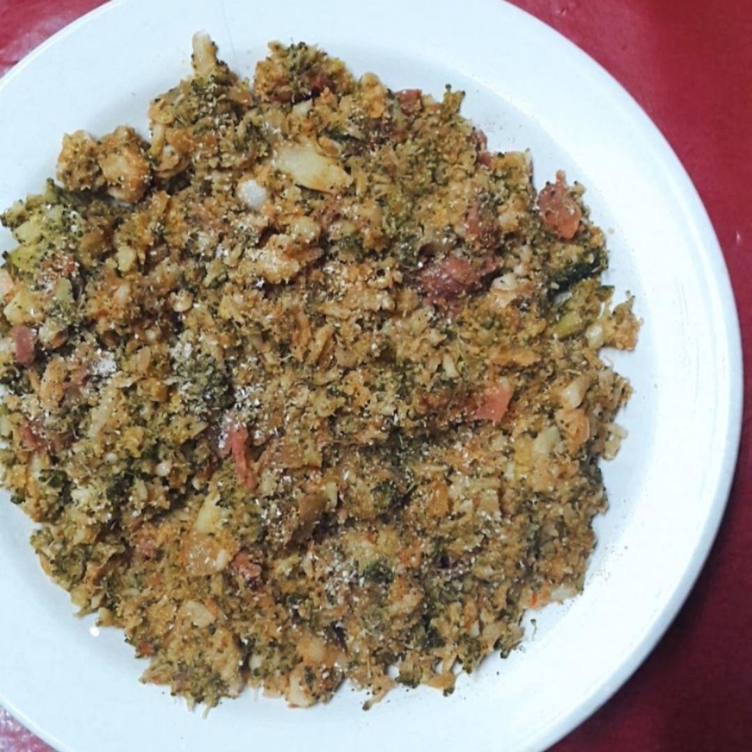 ~ Brócoli con jamón y tomate ~ ~ Brócoli con jamón y tomate ~