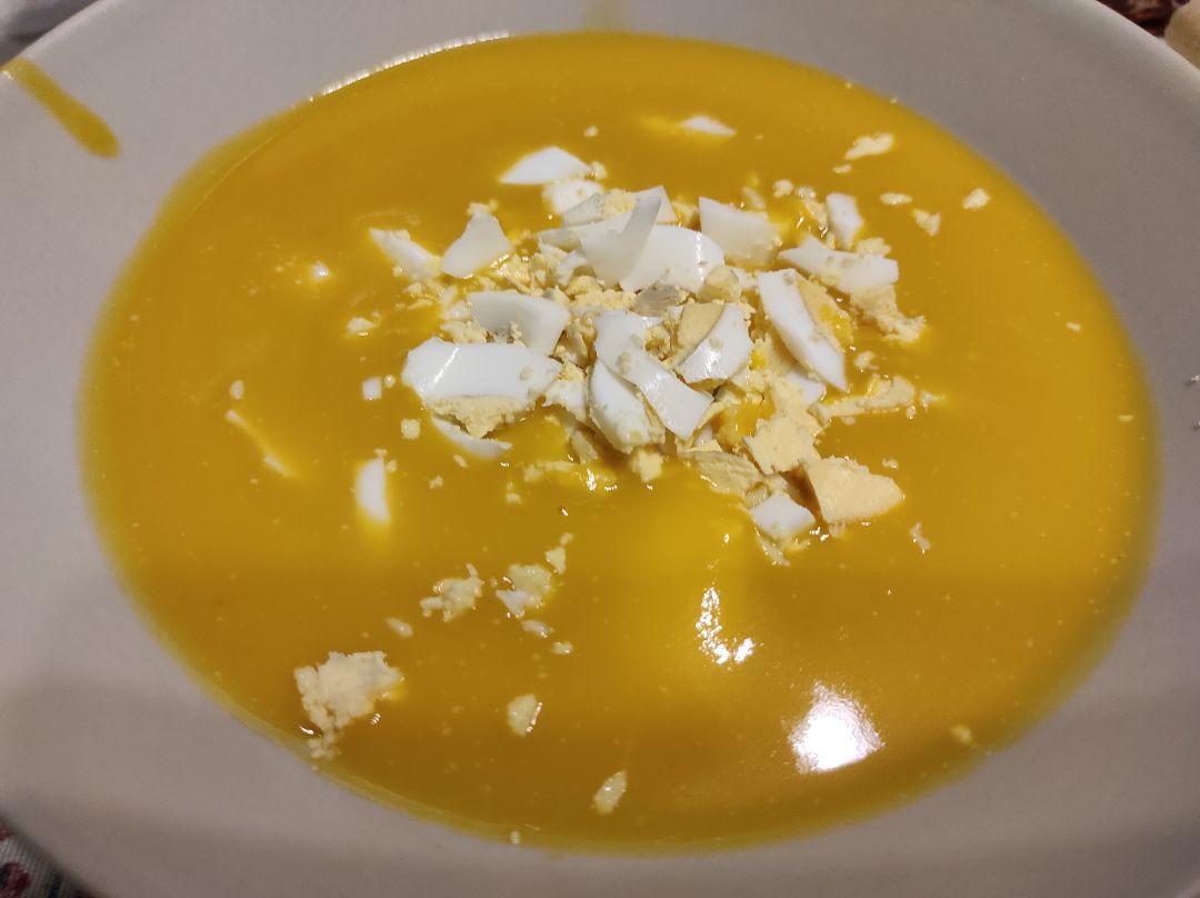 Crema calabaza con huevo duro Crema calabaza con huevo duro