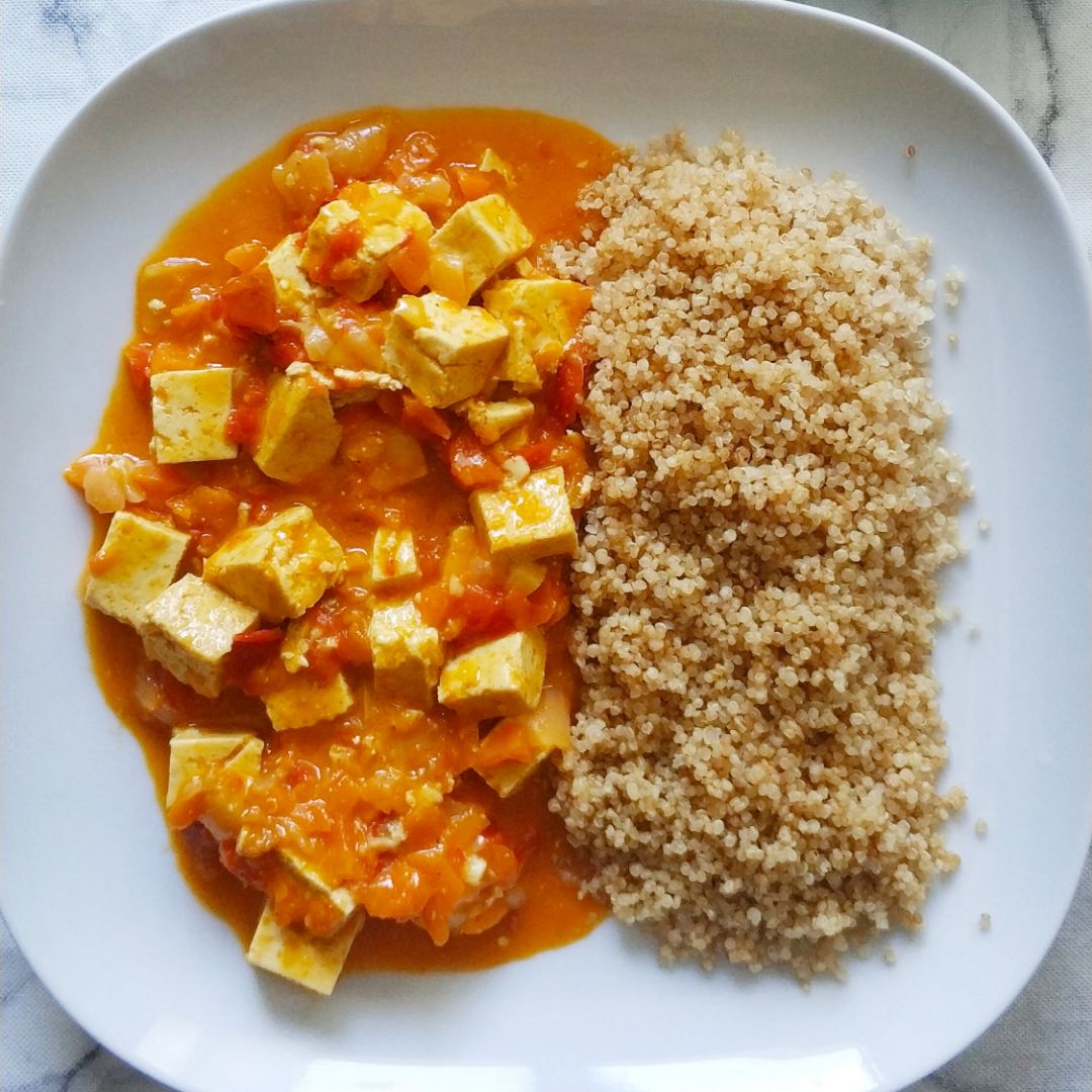 Tofu al curry Tofu al curry