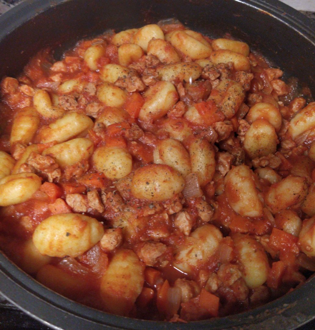 Gnocchis en salsa boloñesa vegana Gnocchis en salsa boloñesa vegana