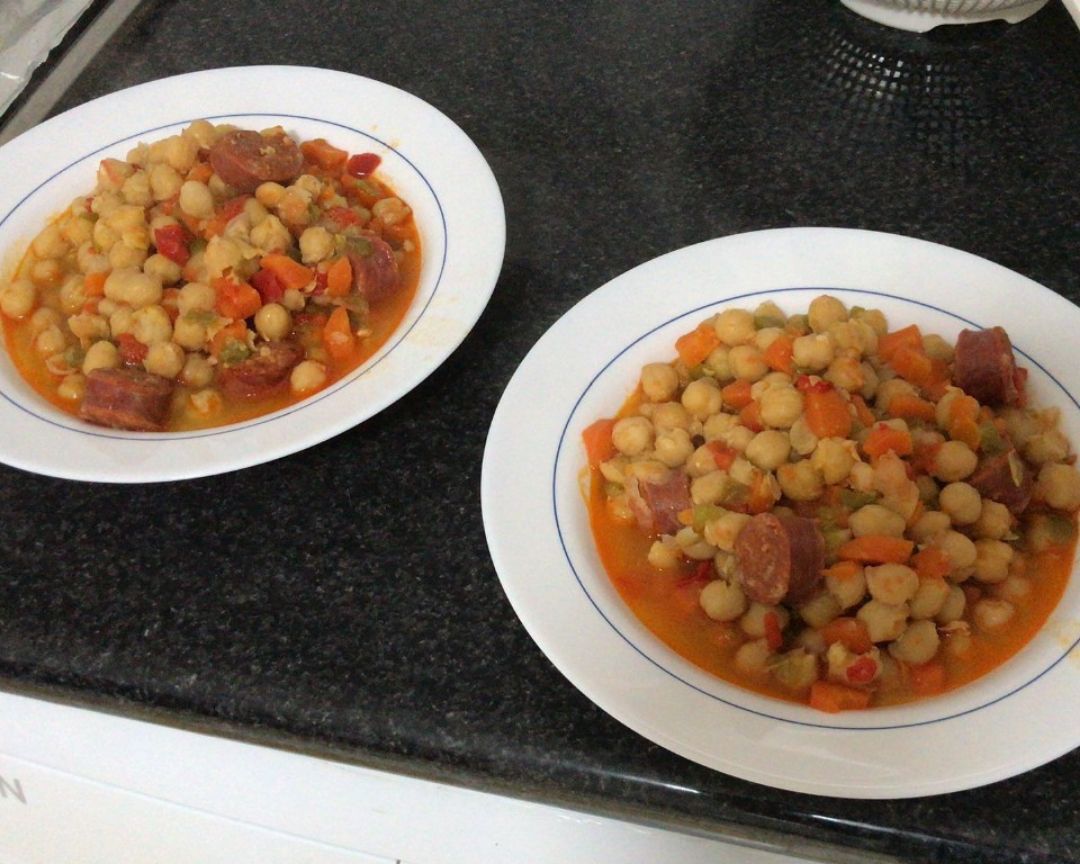 Garbanzos cocidos con chorizo Paso 7 Garbanzos cocidos con chorizo Paso 7