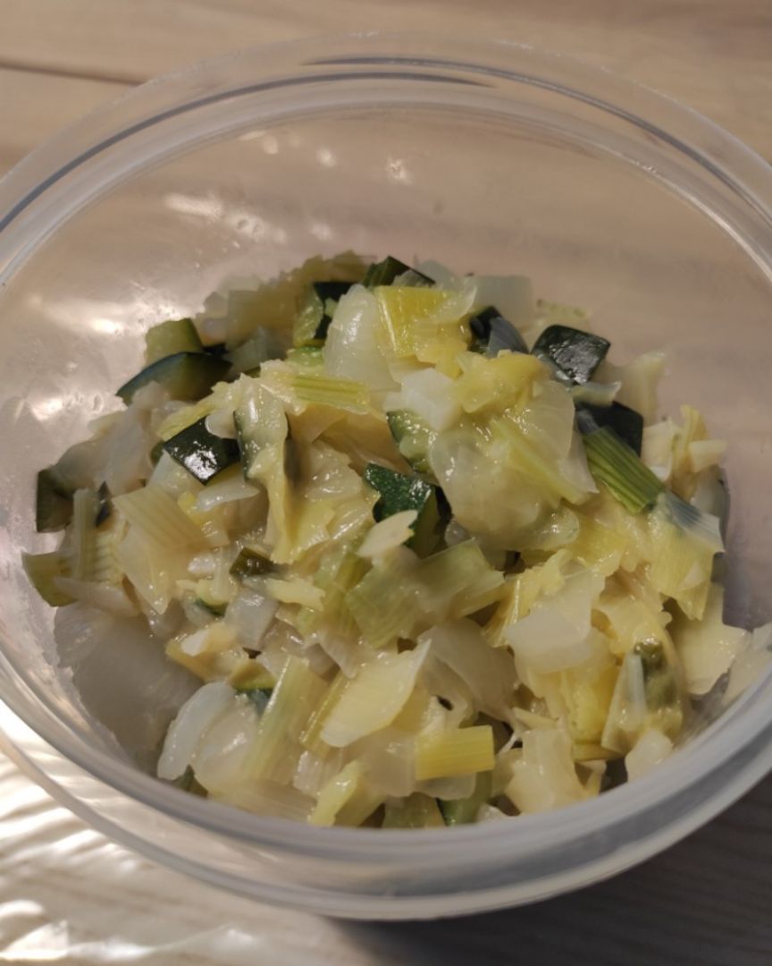 Sofrito de verduras (base) Sofrito de verduras (base)