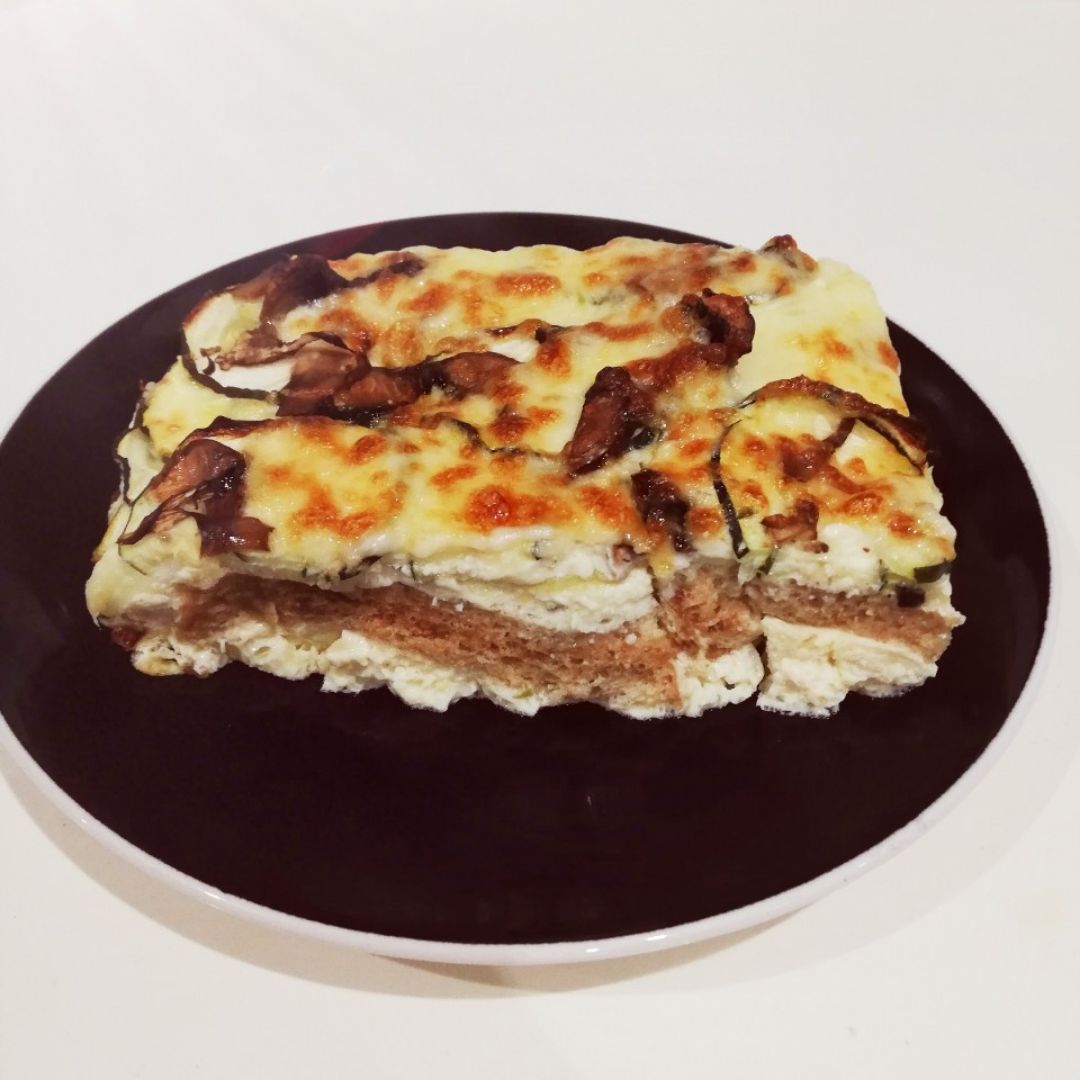 Pastel de calabacín y champiñones Pastel de calabacín y champiñones