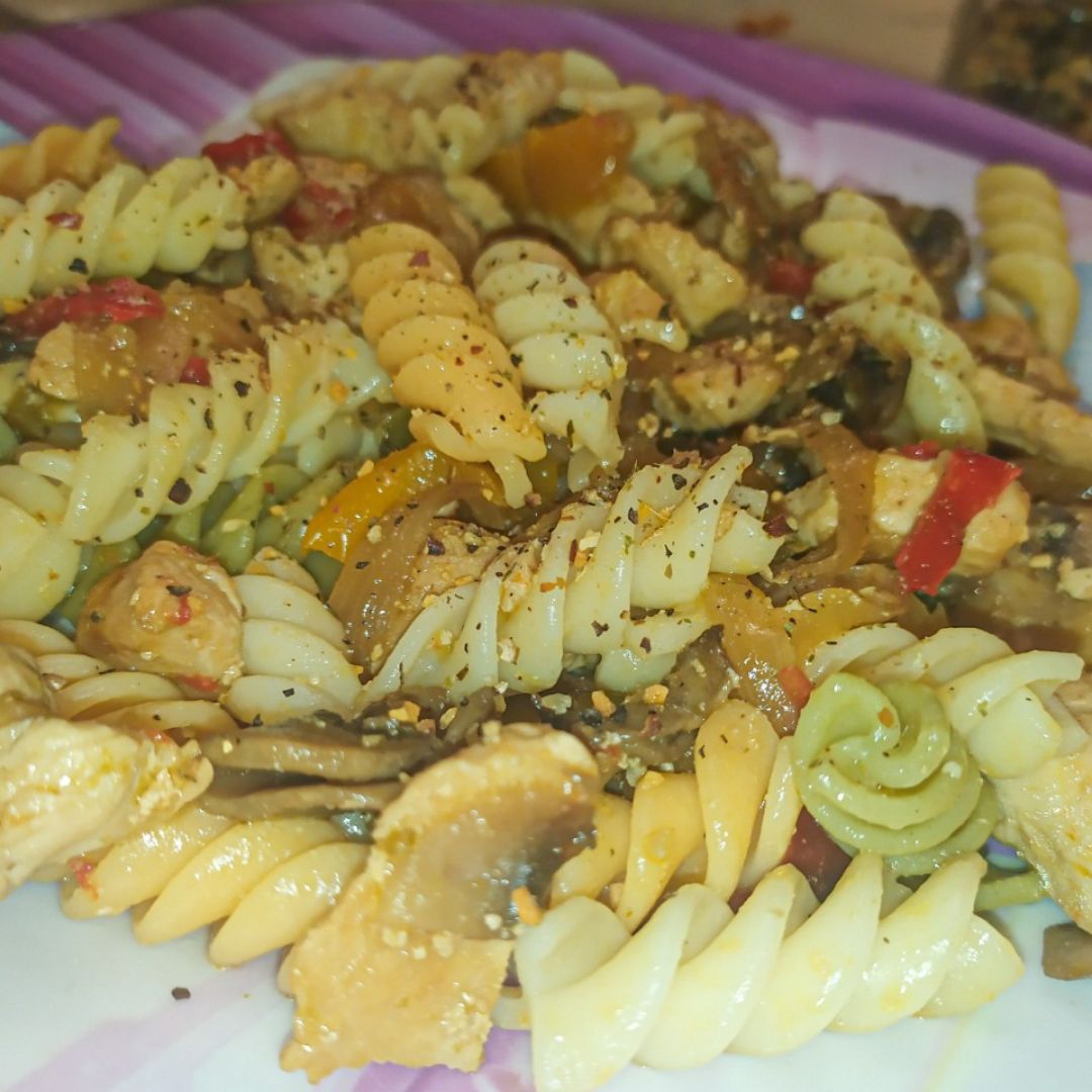Pasta al estilo"mejicano" Pasta al estilo"mejicano"